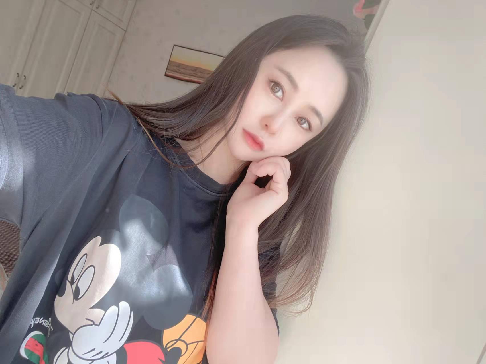 南京新人性感妹子